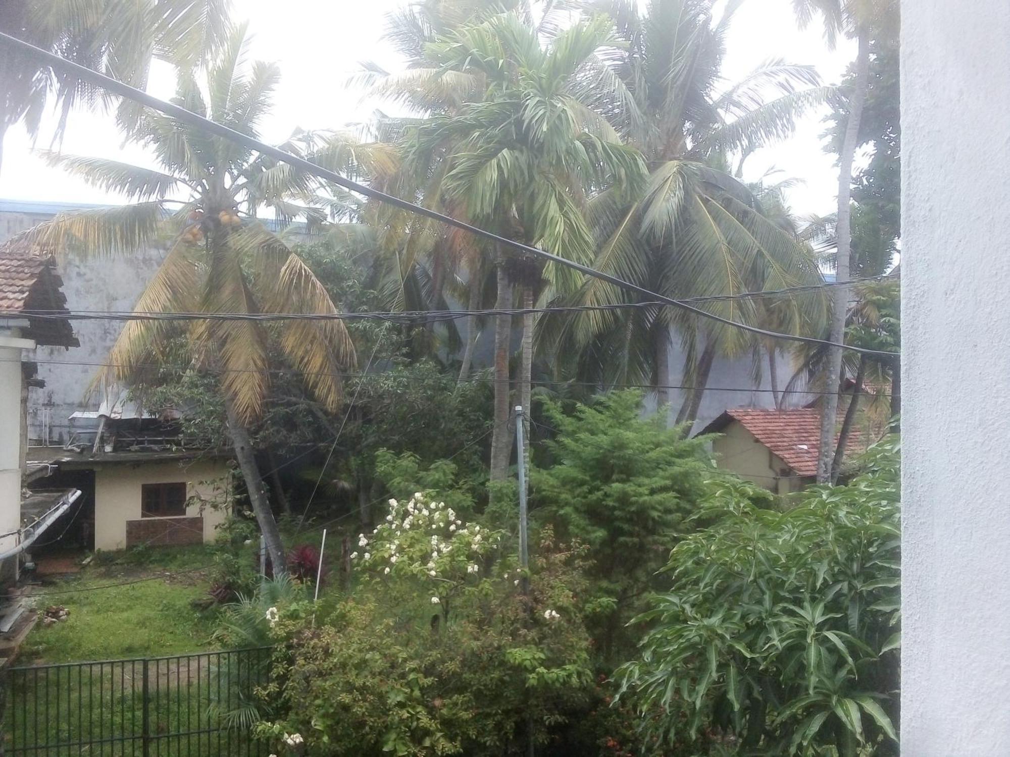 Sunrise City Palace Negombo Exterior foto